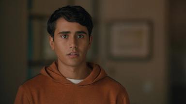 Love, Victor 3x1