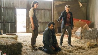Fear the Walking Dead 2x13