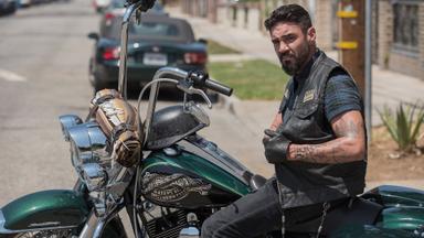 Mayans M.C. 1x10