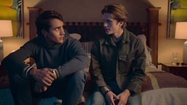Love, Victor 2x4