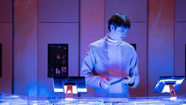 Intergalactic 1x8