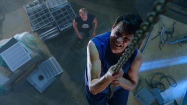 Cobra Kai 4x2