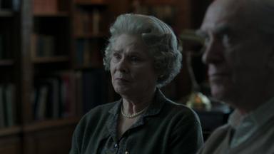 The Crown 6x4