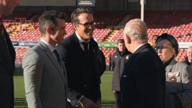Bienvenidos al Wrexham 2x1