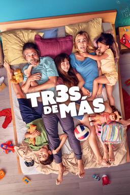 Tres de más